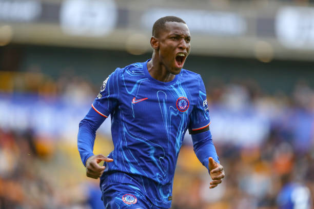 港不断壮大 港不断壮大